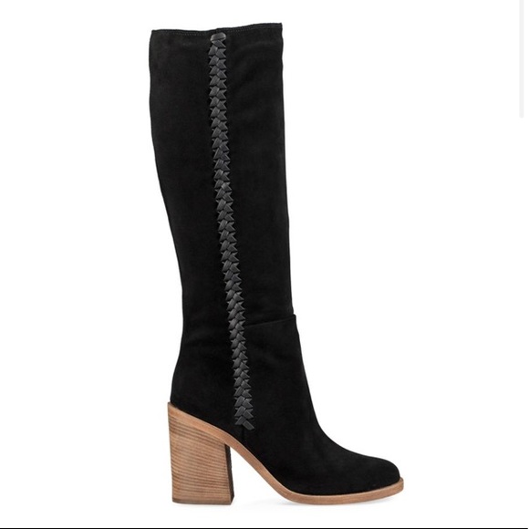 UGG heal boots - Picture 3 of 12